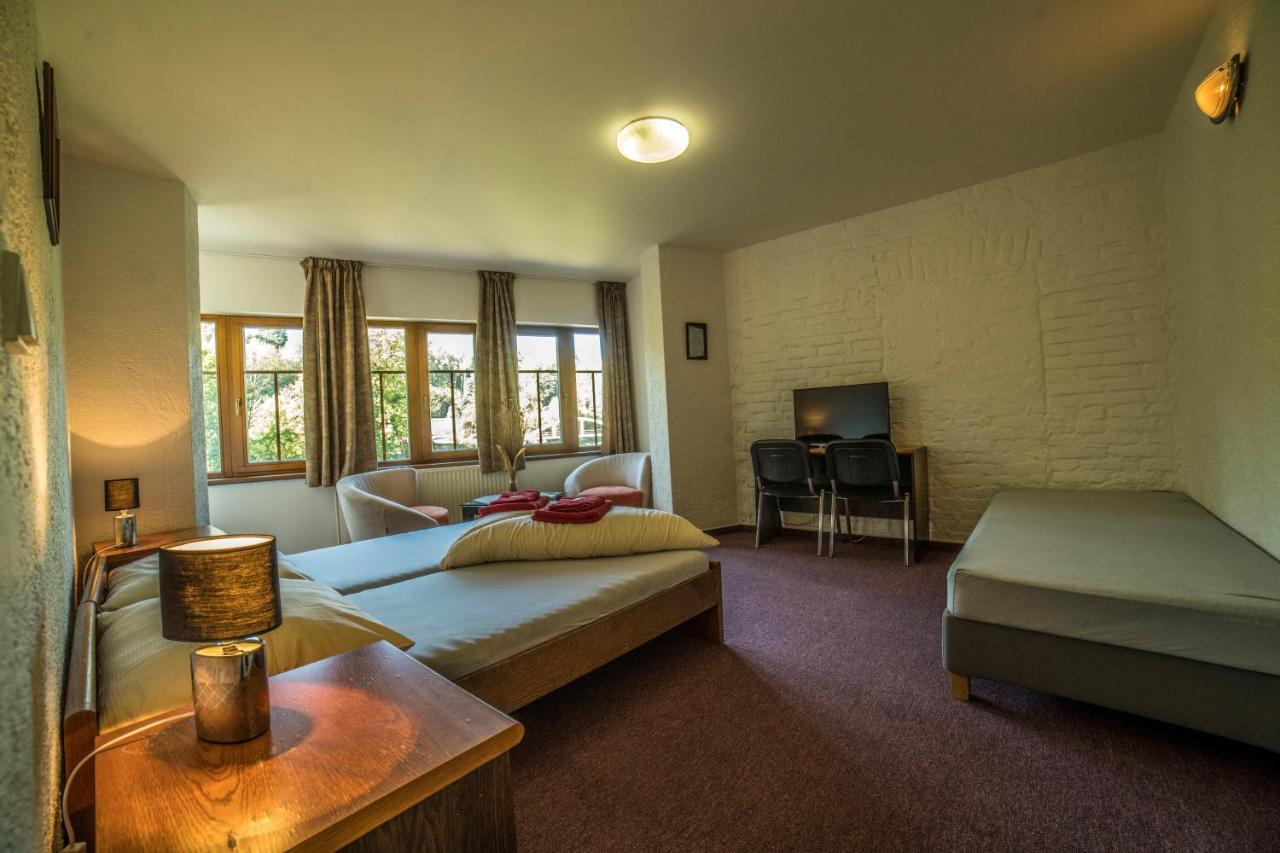 Hotel Pivovarska Basta Vrchlabi Bagian luar foto