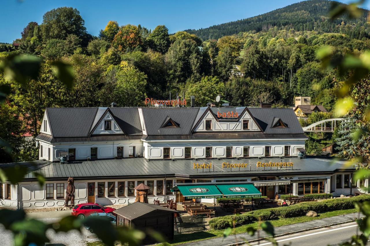 Hotel Pivovarska Basta Vrchlabi Bagian luar foto