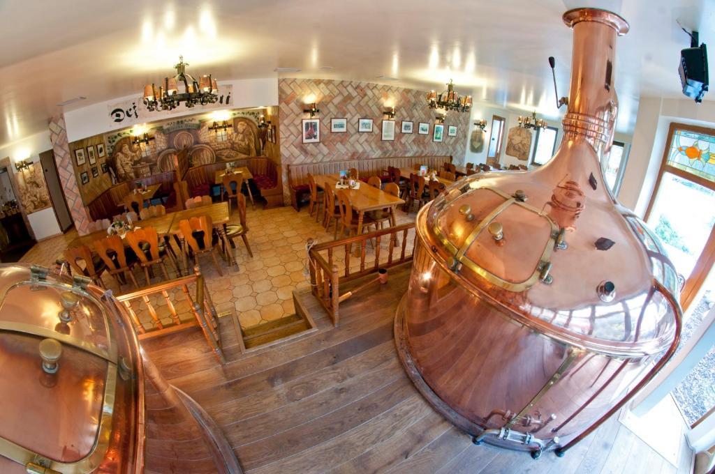 Hotel Pivovarska Basta Vrchlabi Bagian luar foto